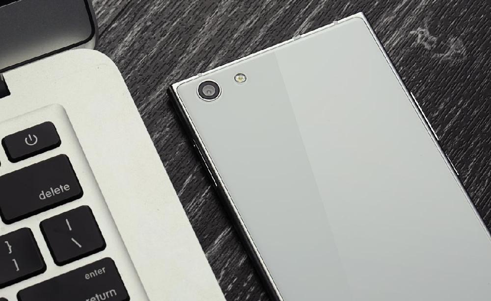 DOOGEE Y300 Phone